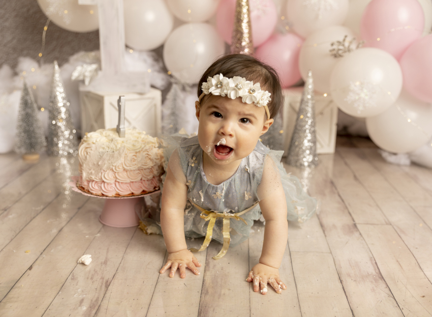 One-der The Sea Cake Smash for this sweet little mermaid's first birth